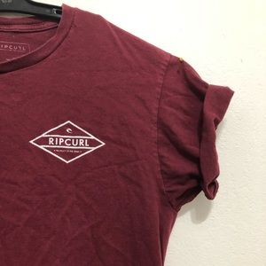 Rip curl burgundy T-shirt